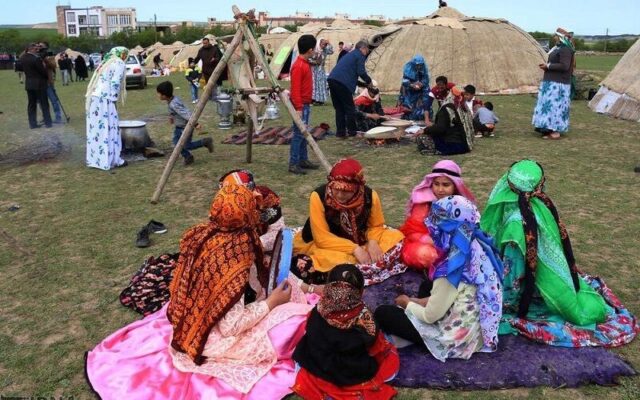 فسا میزبان صداهای کمتر شنیده‌شده شعر عشایری ایران
