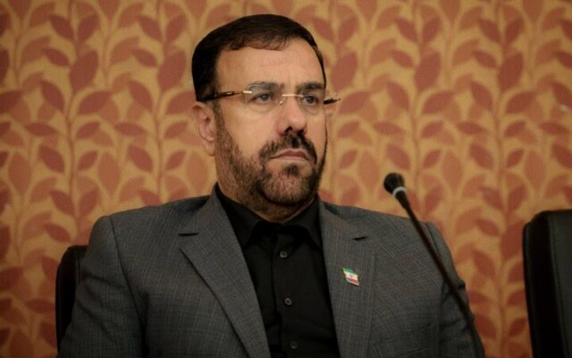 امیری: راه‌آهن شیراز-گل‌گهر با مشارکت بخش خصوصی تکمیل شود
