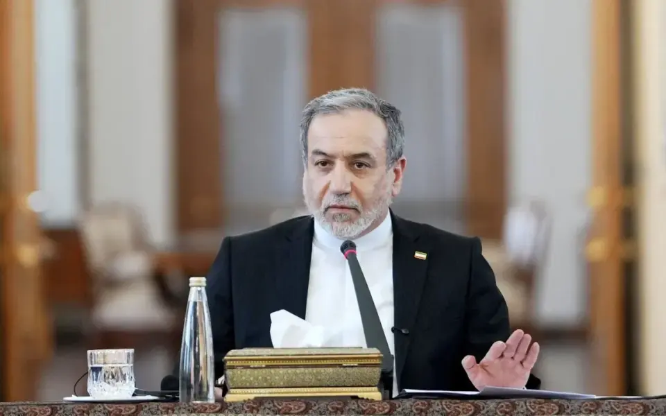 یادداشت سید عباس عراقچی وزیر امور خارجه در روزنامه اقتصادی وداموستی روسیه