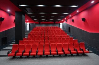 سینما پردیس و سینما نگین؛ برنامه دو سینمای شیراز را در پردیس‌تیکت ببینید